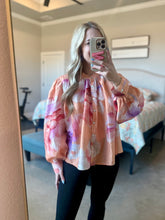 Load image into Gallery viewer, Peachy Floral Top