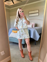 Load image into Gallery viewer, Cream Denim Floral Set