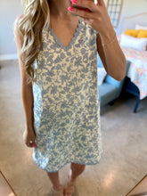 Load image into Gallery viewer, Dainty Blue Floral Dress