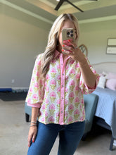 Load image into Gallery viewer, Pinks and Orange Floral Top