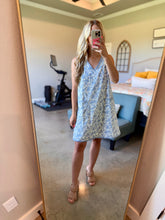 Load image into Gallery viewer, Dainty Blue Floral Dress