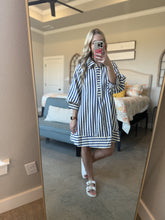 Load image into Gallery viewer, Striped Shift Dress