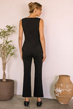 Load image into Gallery viewer, Classic Vest