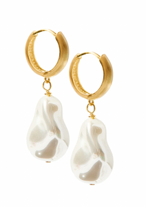 Melanie Pearl Hoops