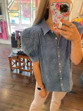 Load image into Gallery viewer, Denim Button Up Top