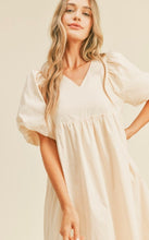 Load image into Gallery viewer, Cream Puff Sleeve Midi