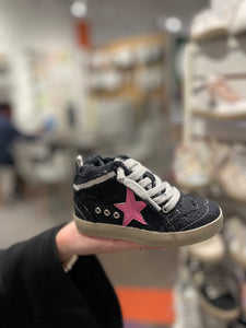 Toddler Black Distressed Midstar Sneakers