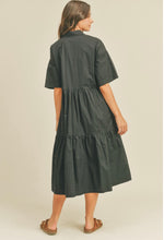 Load image into Gallery viewer, Black Button Up Midi